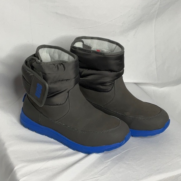 UGG Gray and Blue Rain & Snow Boots Thinsulate Lining Shearling Footbed - Picture 3 of 10